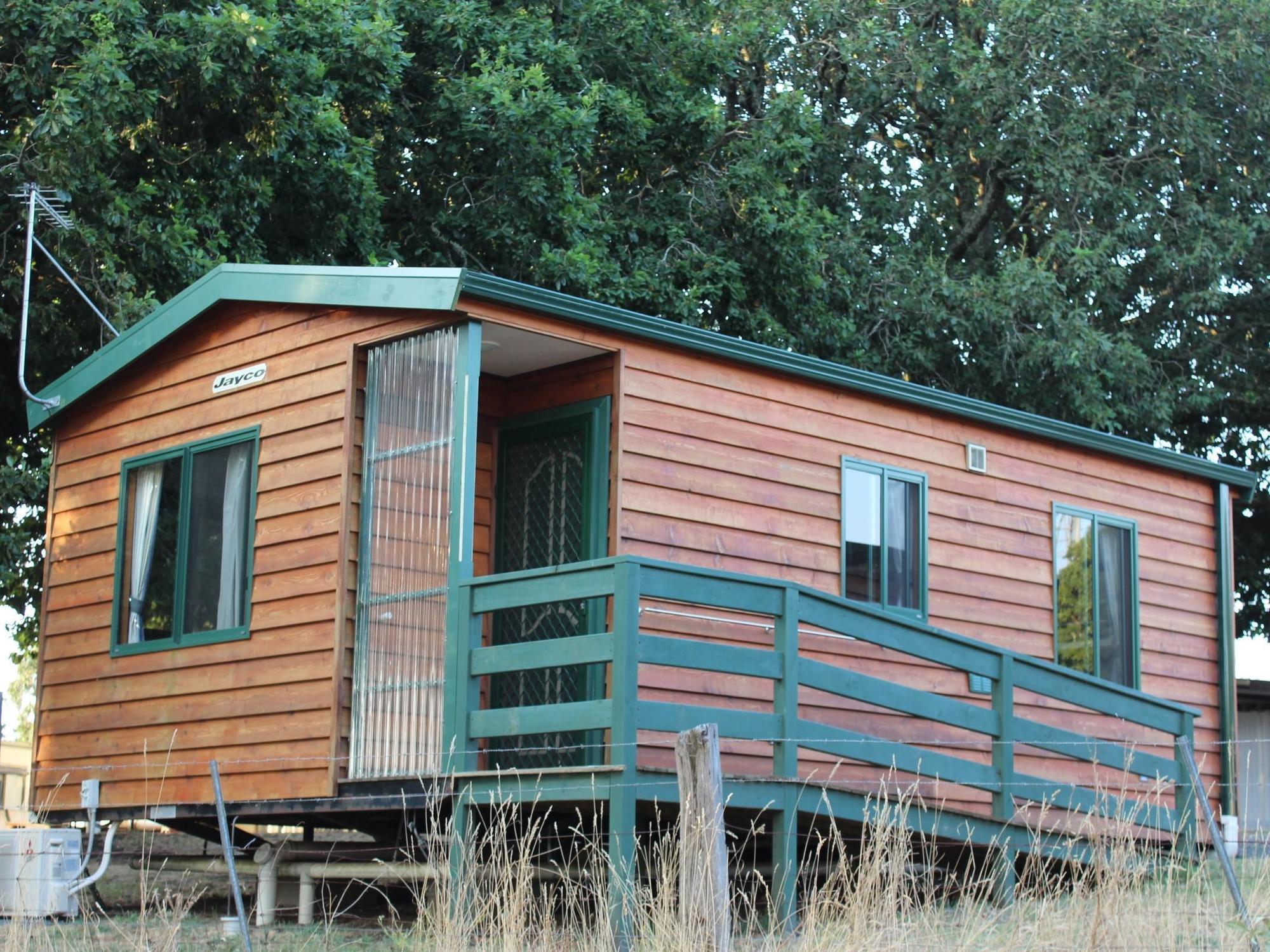 Lakes And Craters Holiday Park แคมเพอร์ดาวน์ ภายนอก รูปภาพ